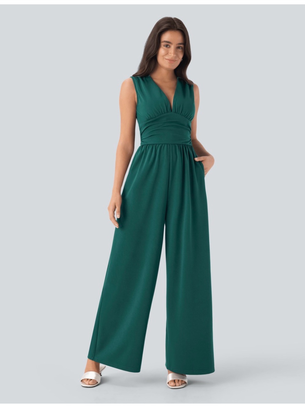 Halara V Neck Ruched pocket jumpsuit Easy Pezzy Size Small Brand New Green